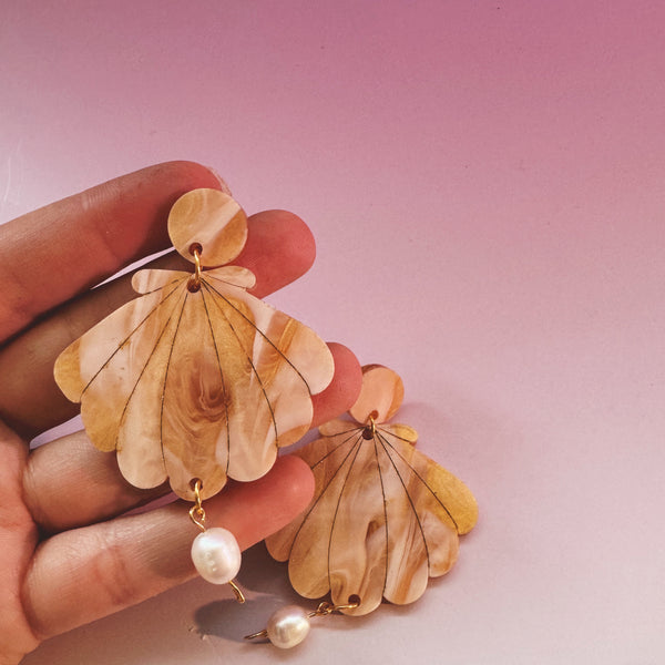 acrylic sea shell earrings
