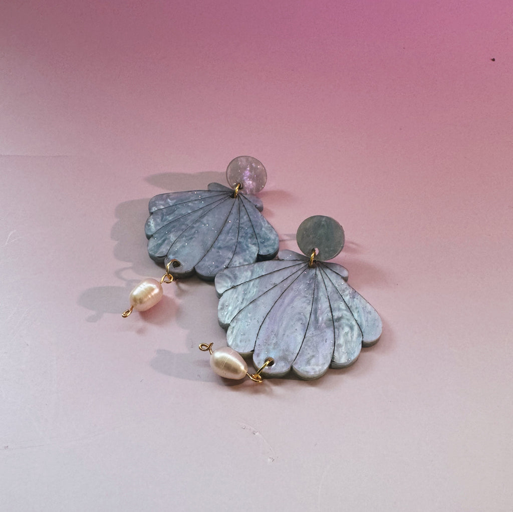 acrylic sea shell earrings