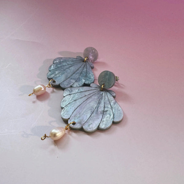 acrylic sea shell earrings