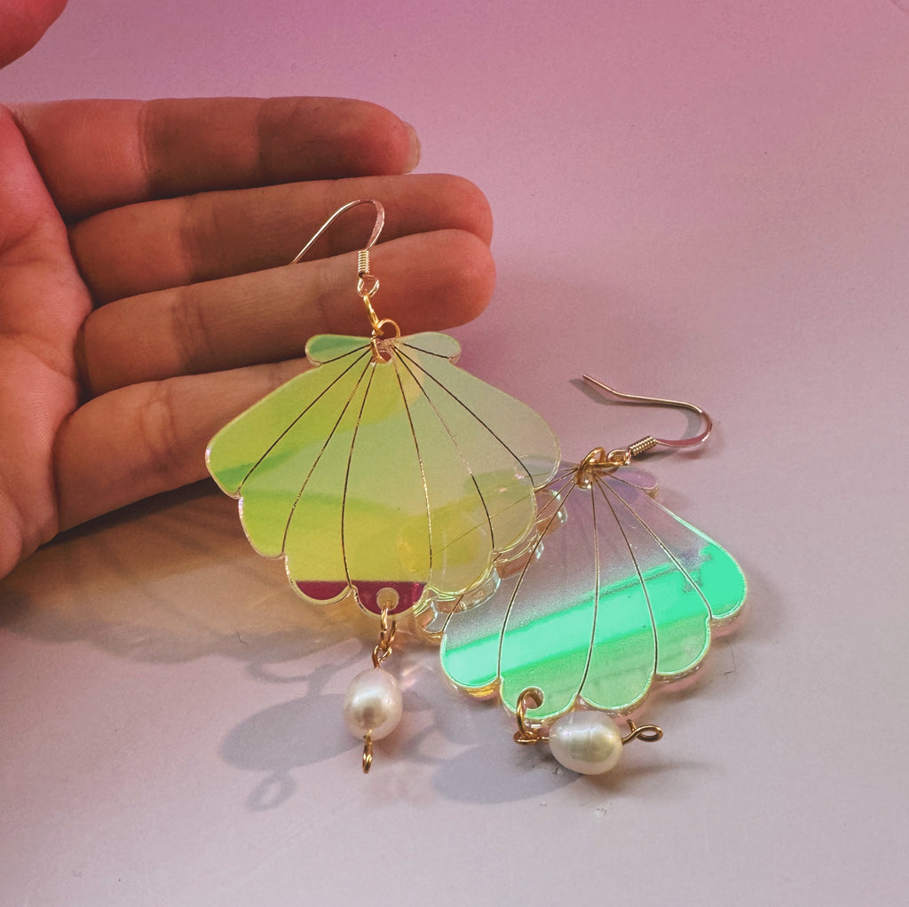 acrylic sea shell earrings