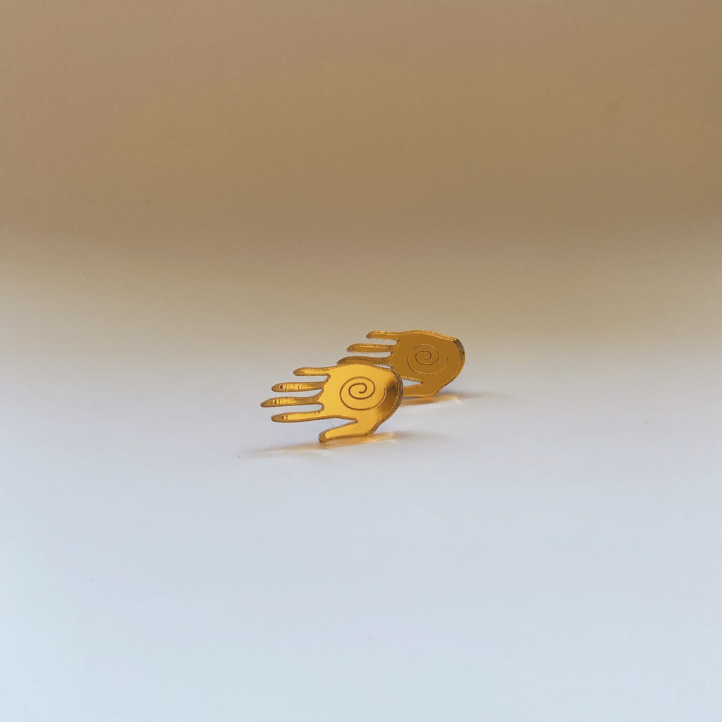 hand stud earrings