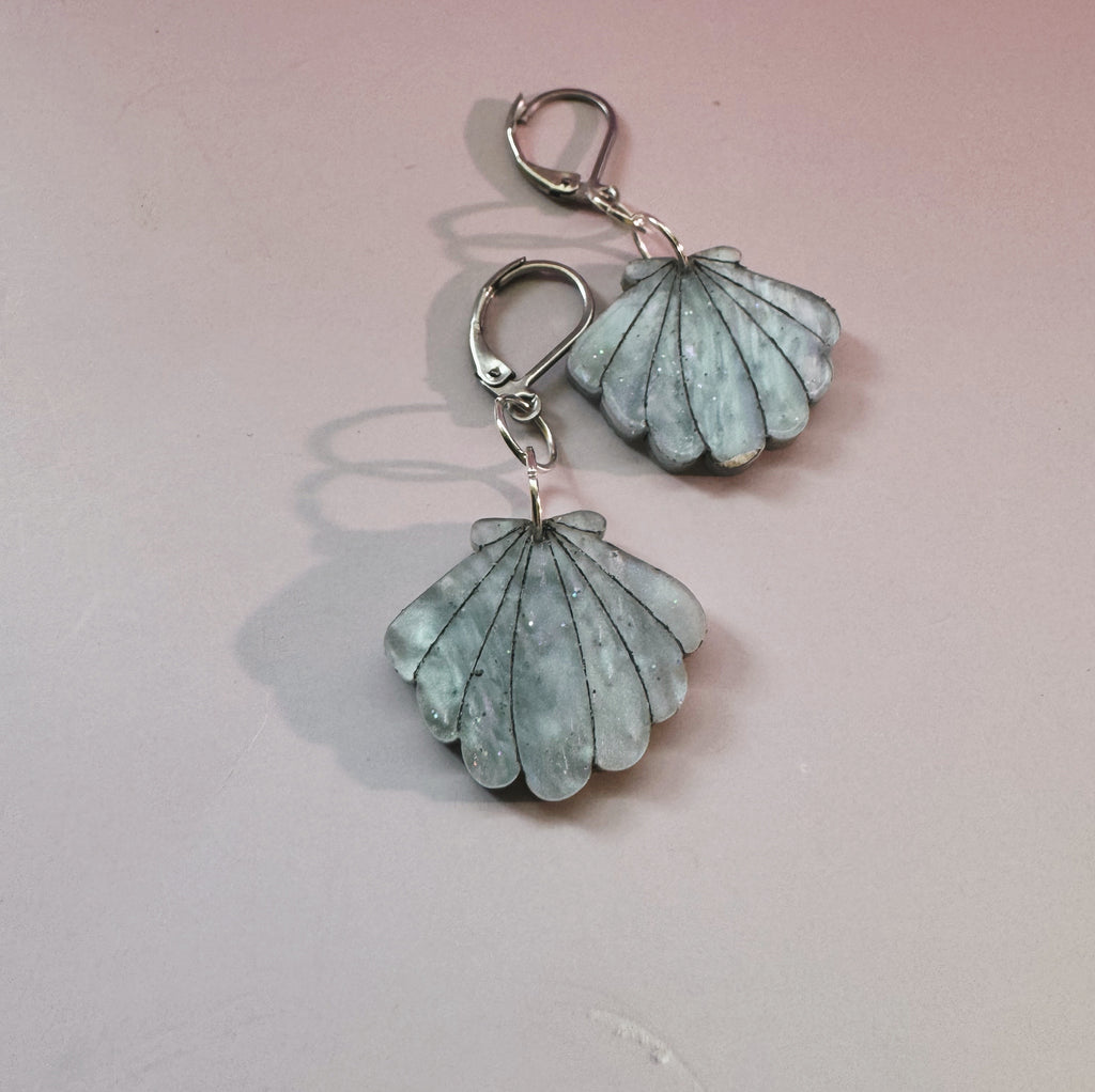 acrylic sea shell earrings