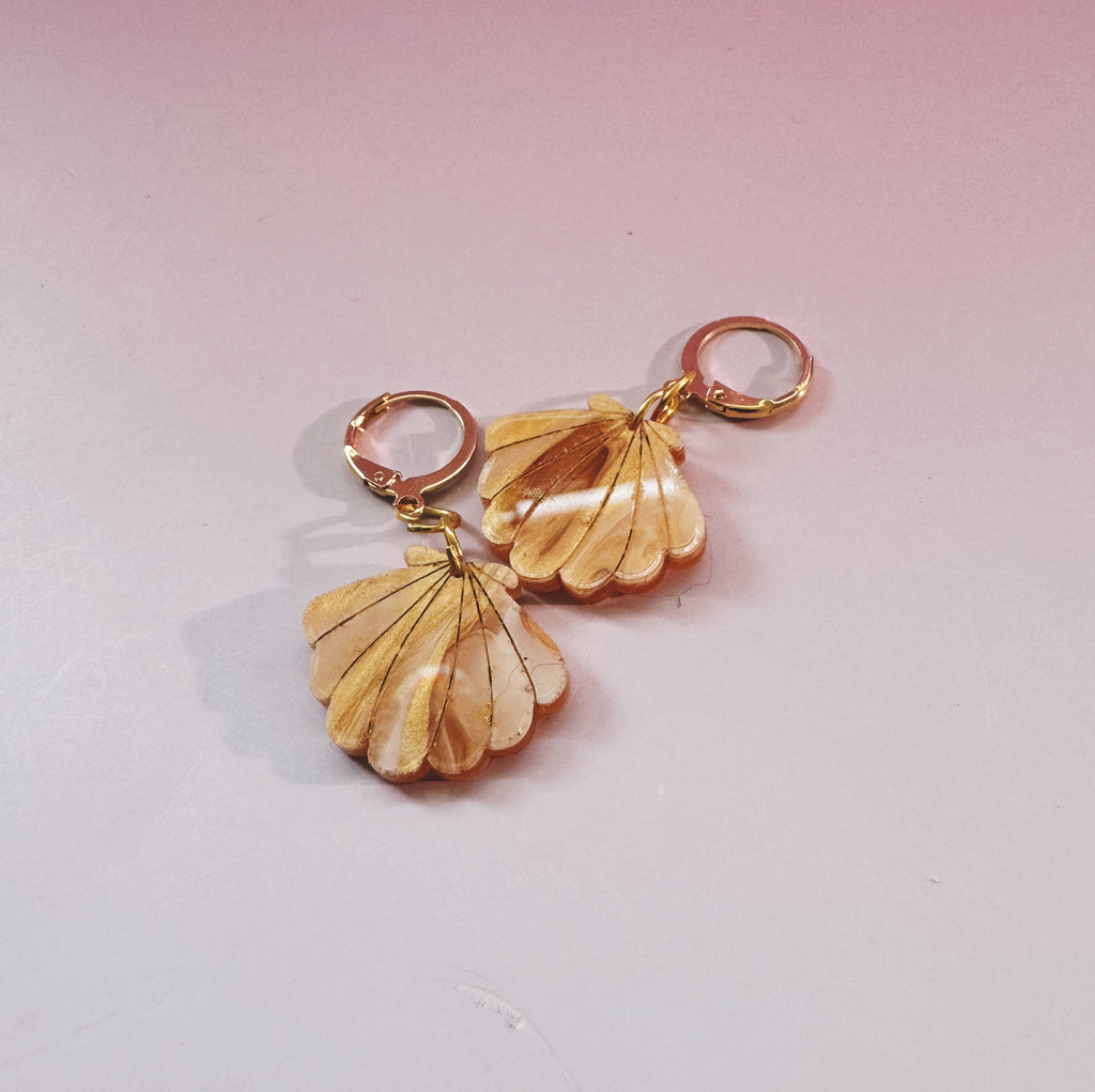 acrylic sea shell earrings