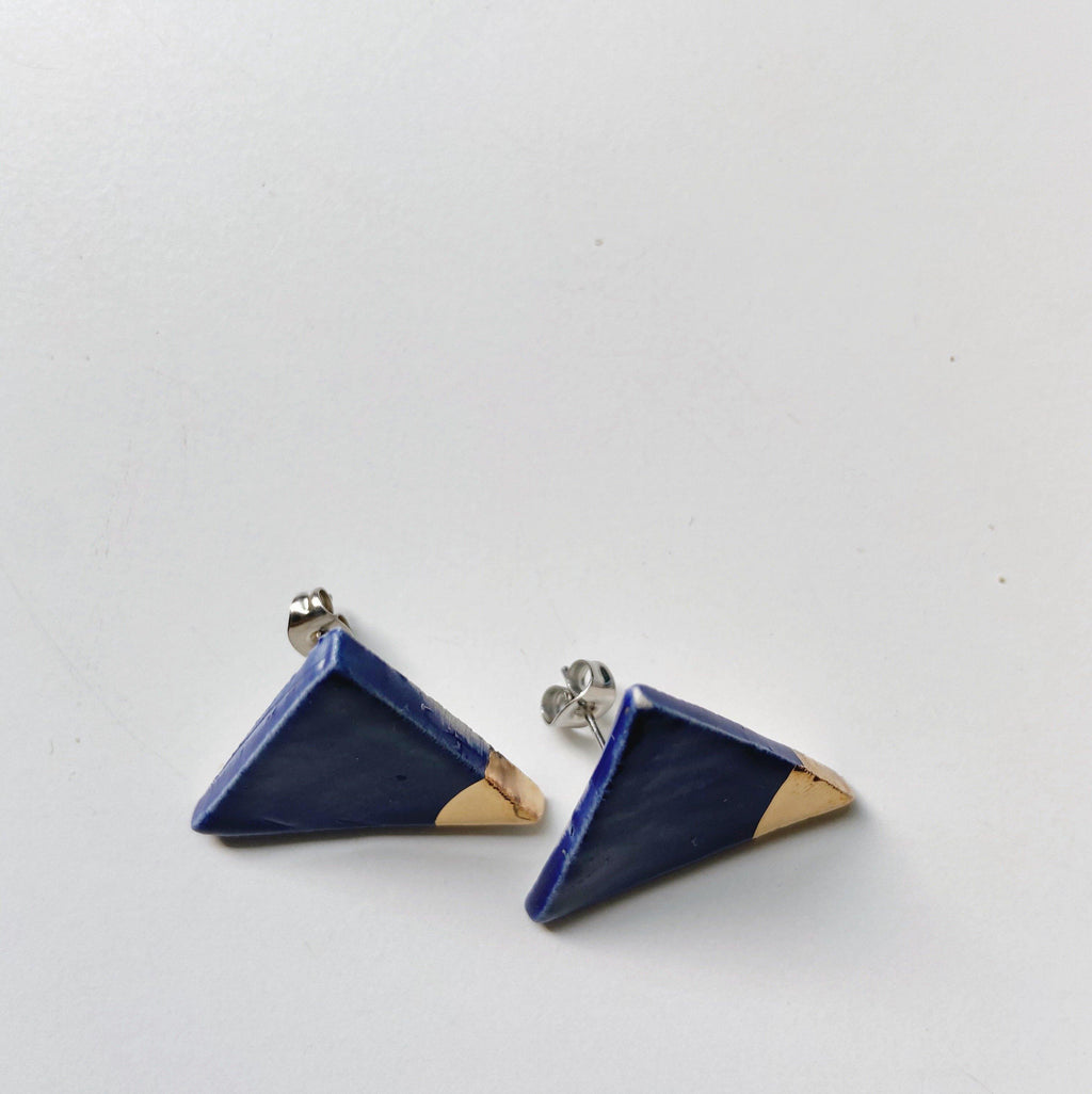 SHINE- Triangle Studs - gloriafaye