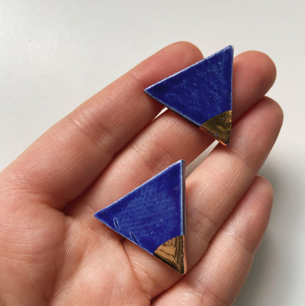 SHINE- Triangle Studs - gloriafaye