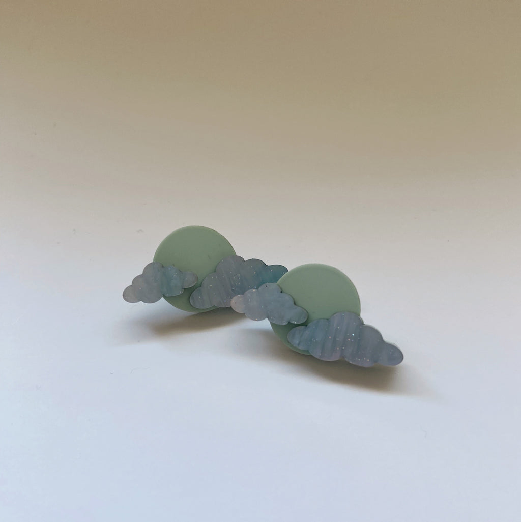 acrylic stud cloud earrings